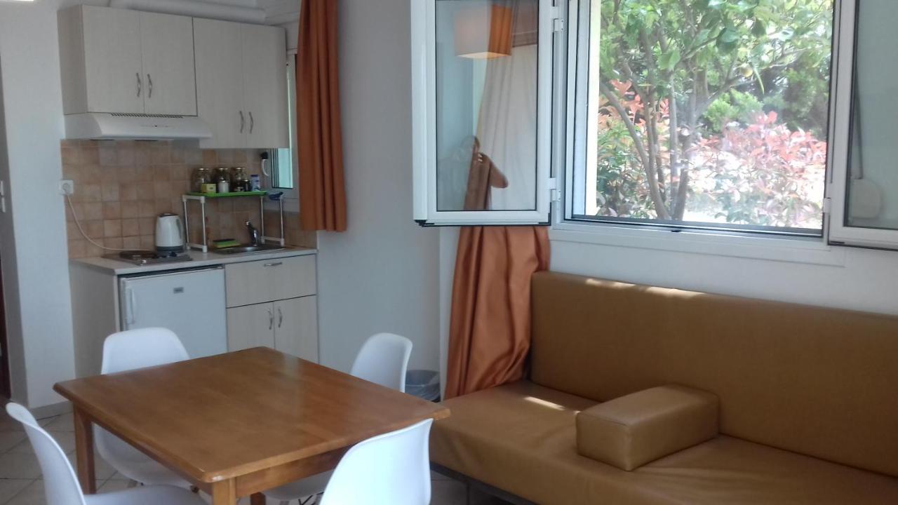 Potokia Rooms 卡科瓦托斯 外观 照片